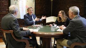 Ximo Puig reunido con la consellera Navarro para estudiar el dictamen sobre el trasvase.