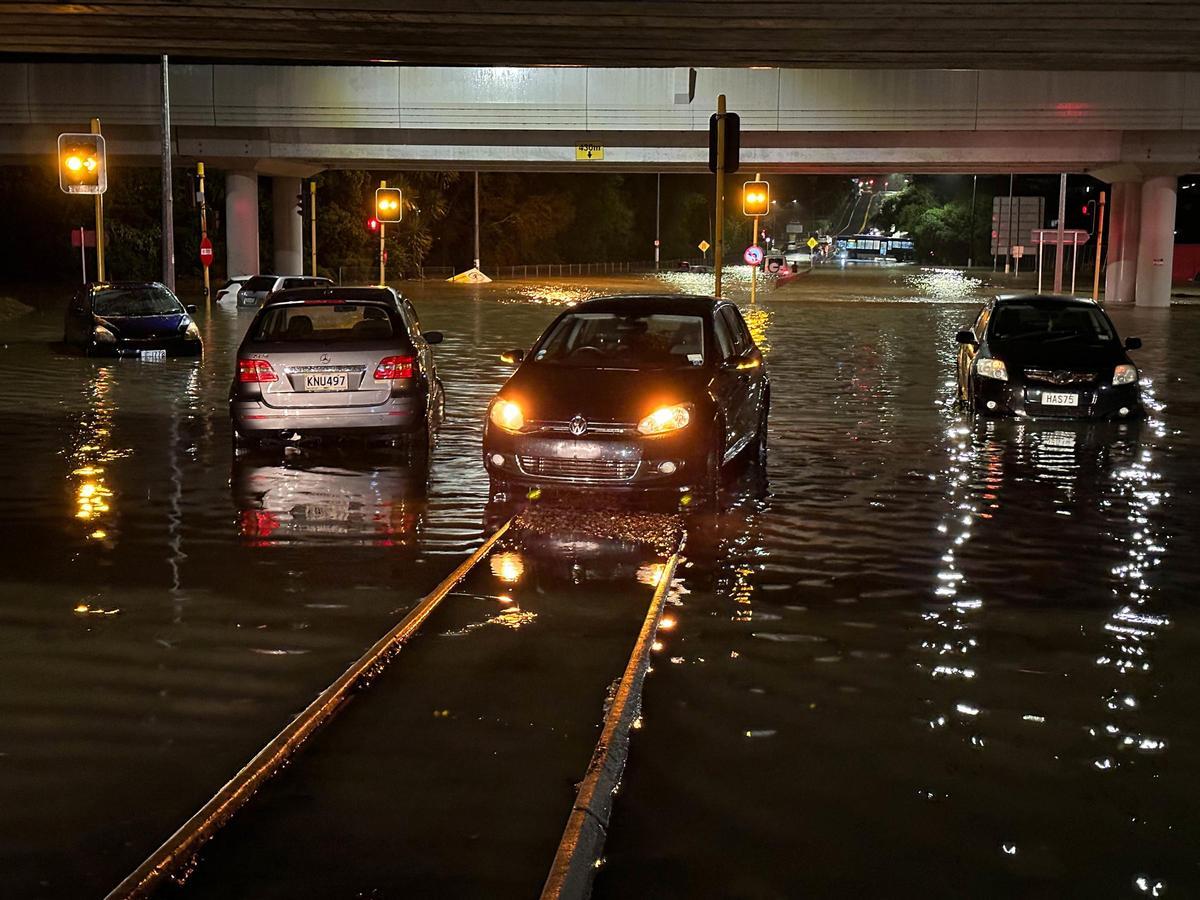 Las inundaciones en Nueva Zelanda dejan al menos tres muertos y un desaparecido Las inundaciones en Nueva Zelanda dejan al menos tres muertos y un desaparecido