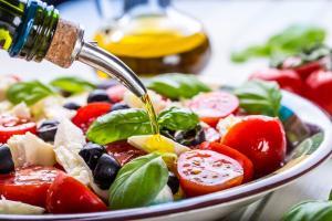 Seguir la dieta mediterránea reduciría un 72% los gases de efecto invernadero