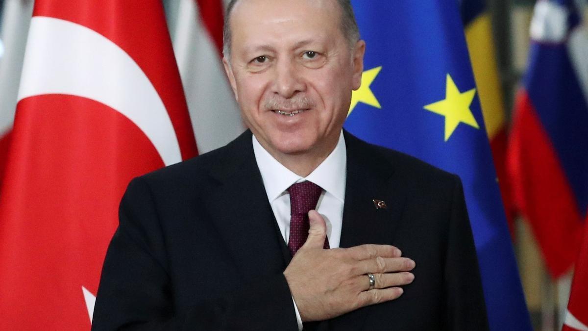 Un Erdogan en campaña bloquea las puertas de la OTAN a Suecia y Finlandia