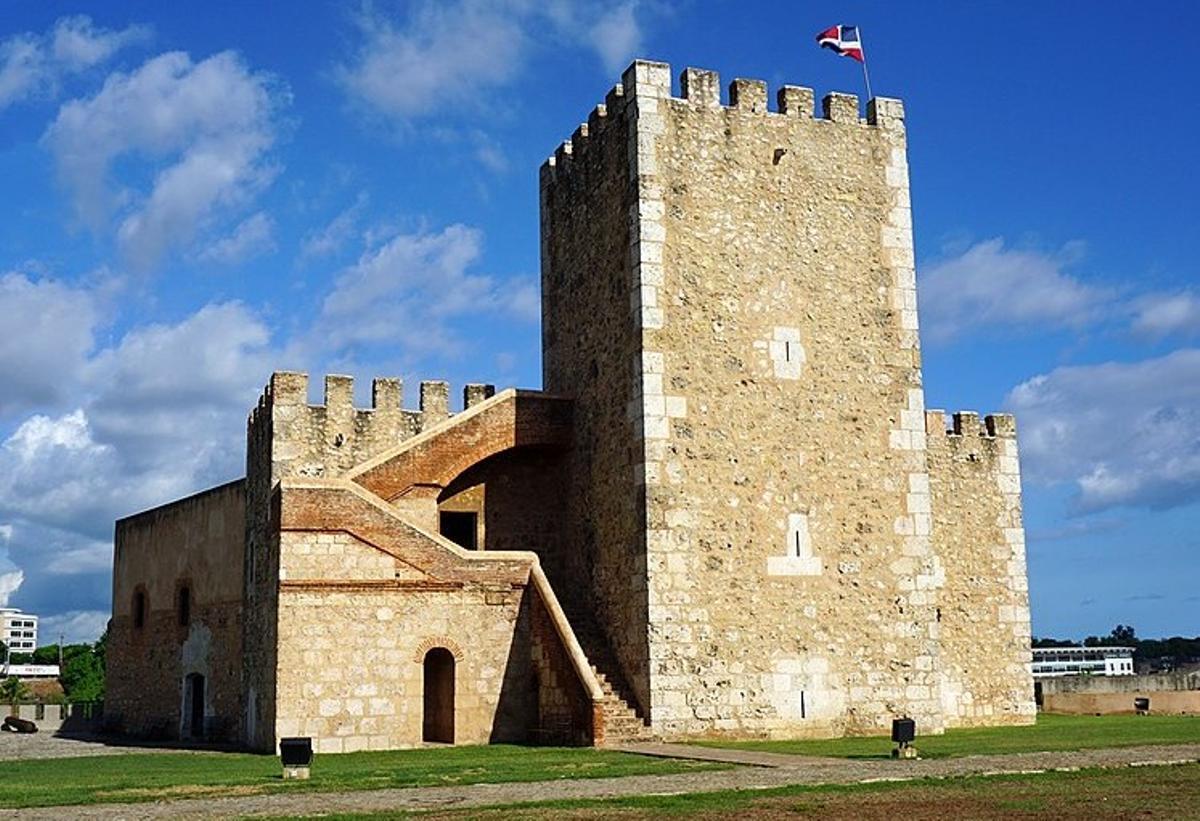 La fortaleza Ozama, el fuerte militar más antiguo de América, sede de la XVIII Cumbre Iberoamericana en Santo Domingo (República Dominicana). 