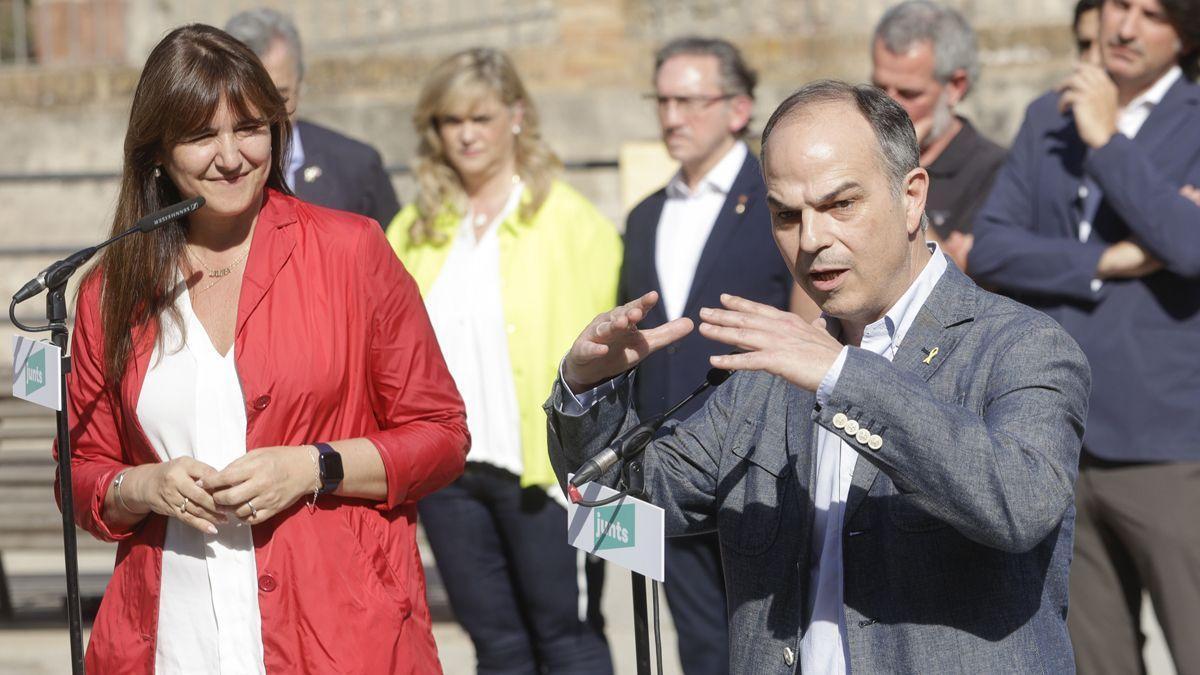 Laura Borràs y Jordi Turull prometen que Carles Puigdemont "seguirá siendo la referencia" de Junts