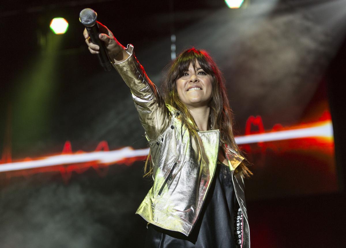 La cantante Vanesa Martín durante un concierto en el Palau Sant Jordi en 2016. 