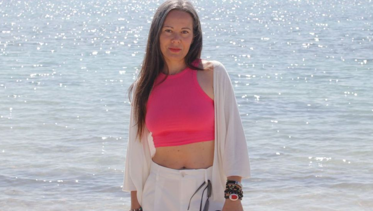 Nuria Roig Ribas, en la playa de Talamanca, en Ibiza.