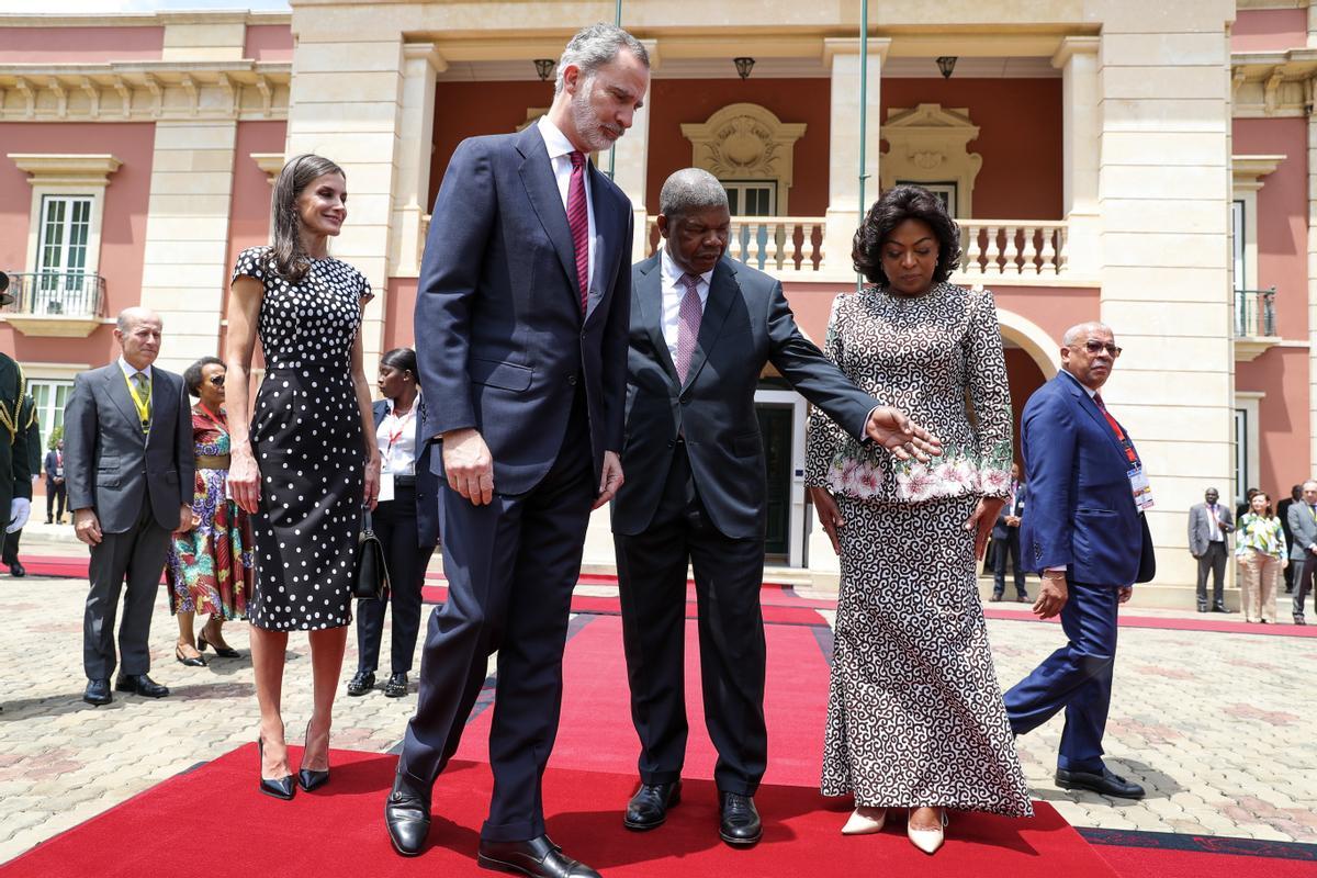 El Rey llama a fortalecer las relaciones con Angola, "un componente esencial"