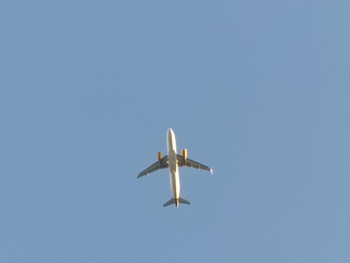 Un avión despega del aeropuerto de Palma de Mallorca. 