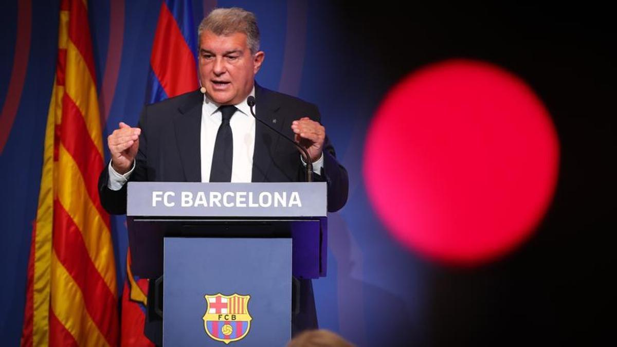 La UEFA abre una investigación al Barça por el caso Negreira