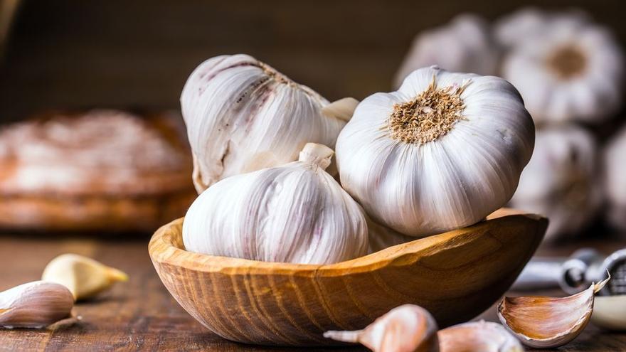 Garlic Side Effects Eating Garlic Is Partially Beneficial: These Are Its Possible Side Effects