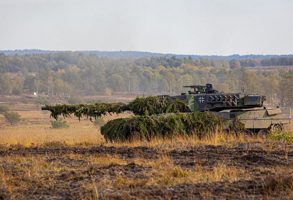 Alemania no cede a la presión y aplaza la decisión sobre el envío de tanques Leopard a Ucrania