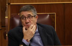 El portavoz del PSOE en el Congreso de los Diputados, Patxi López, en una sesión plenaria en el Congreso de los Diputados, a 21 de noviembre de 2022, en Madrid (España). 