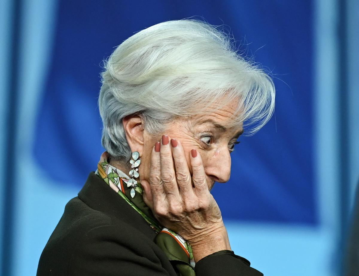 El FMI pide a los bancos centrales actuar sin demora para controlar la inflación