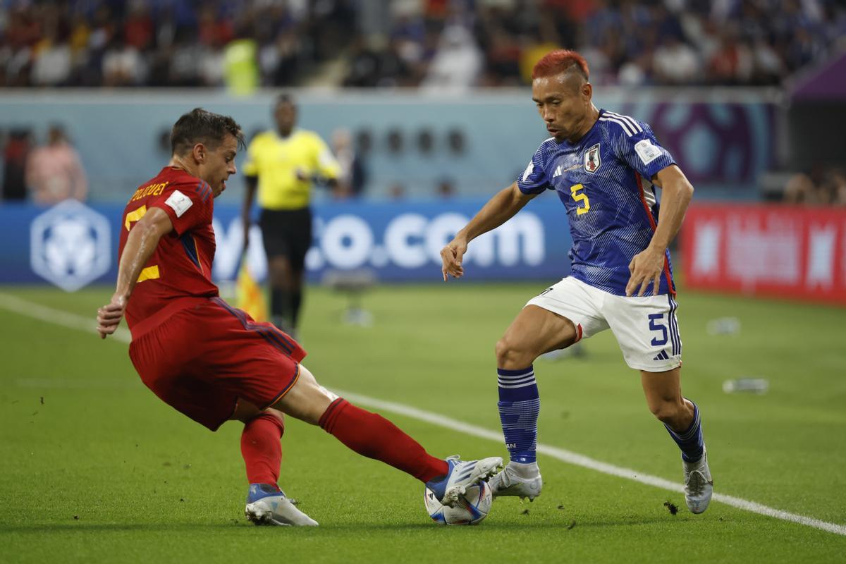 El internacional español Cesar Azpilicueta durante el partido ante Japón del Mundial de Qatar disputado ayer.EFE/ Jose Mendez