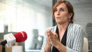 Mónica García reconoce el "error" y estudiará cómo devolver el dinero del bono para consumidores vulnerables