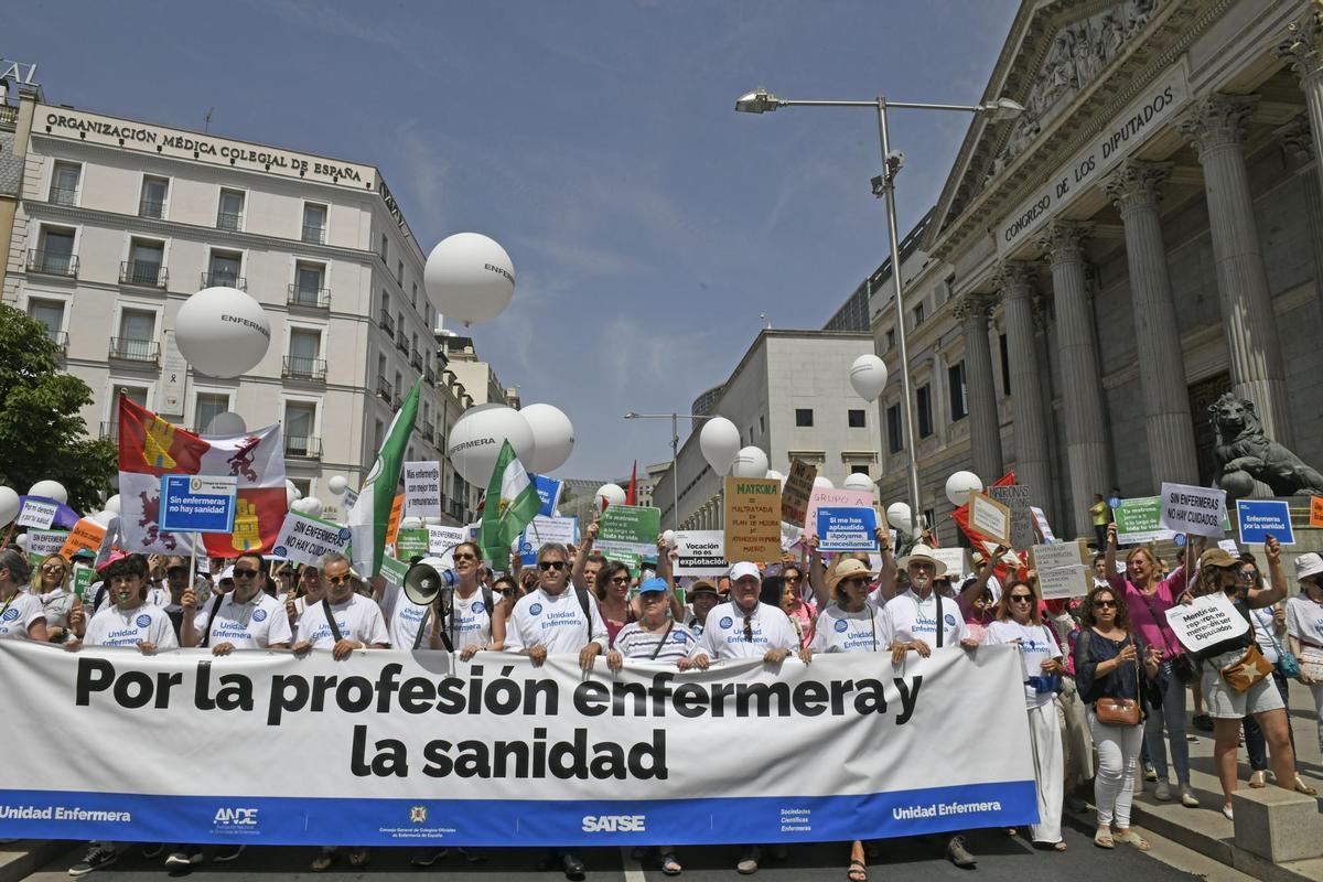 Unidad Enfermera pide en Madrid mejores condiciones en la sanidad pública