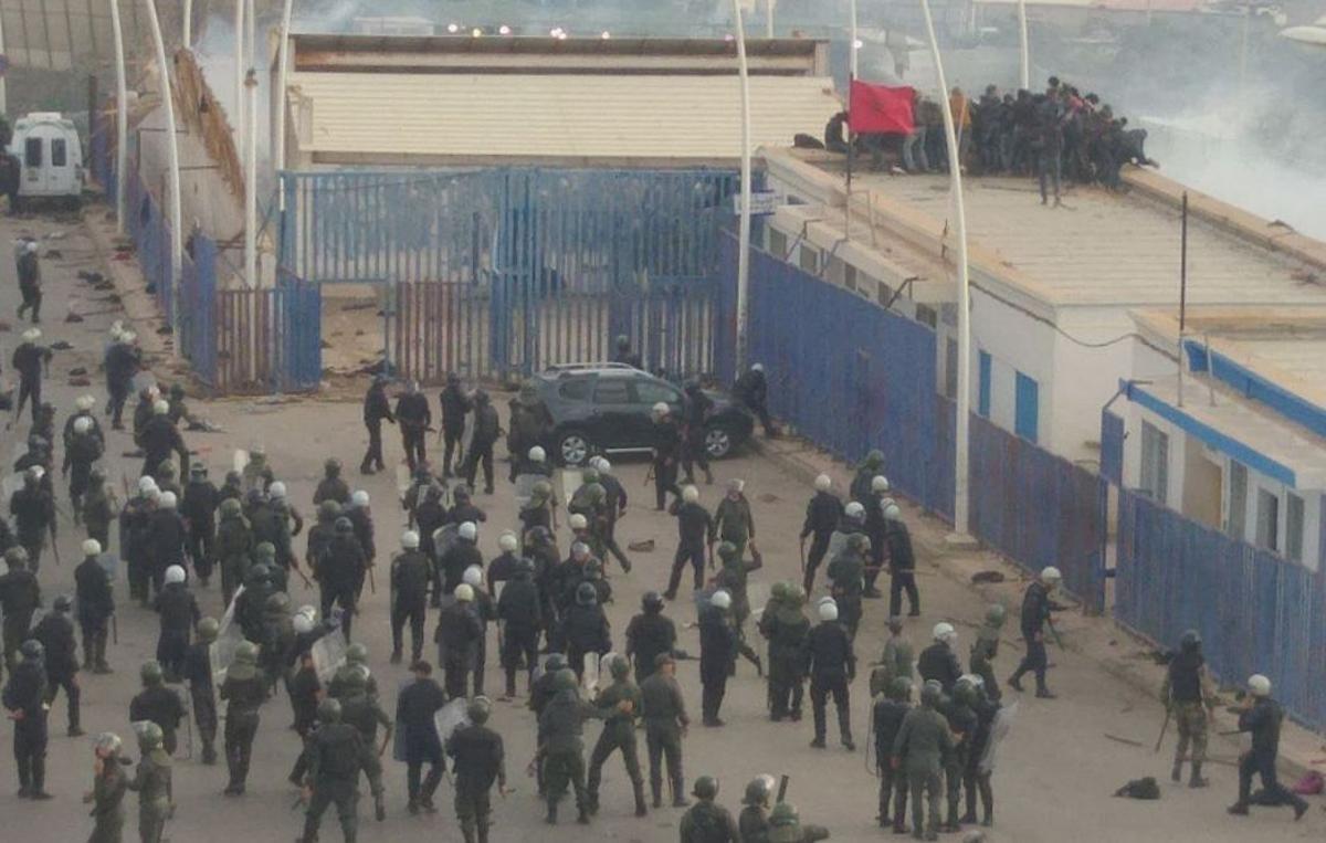 Marruecos acusa a Argelia de permitir entrar a los migrantes "extremadamente violentos" que asaltaron Melilla