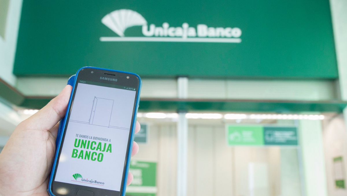 Aplicación de Unicaja Banco.