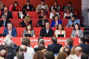 Altos cargos del PSOE en un Comité General del partido.