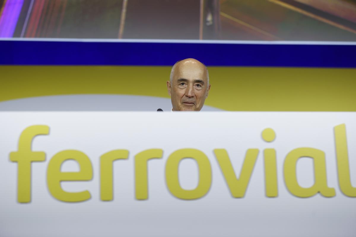 Ninguno de los accionistas díscolos de Ferrovial vende sus títulos antes de su marcha a los Países Bajos
