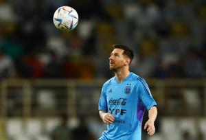 Leo Messi ya se ejercita con su selección en tierras qataríes. 