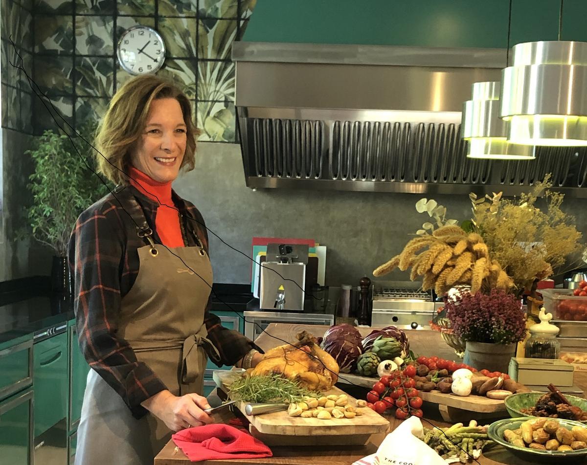 El catering de Silvia Lodares lleva años sirviendo el pavo asado el Día de Acción de Gracias.