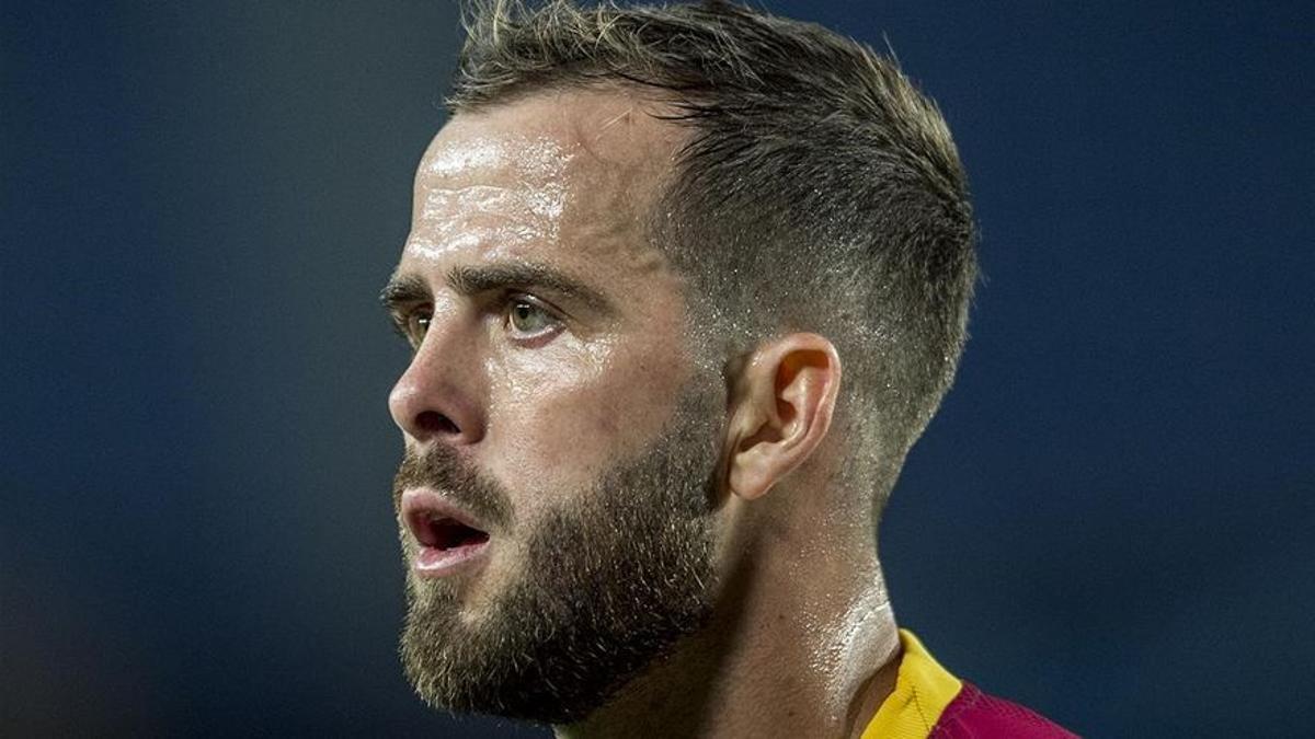 Pjanic se desvincula del Barça y se va a Emiratos Árabes Unidos Pjanic se desvincula del Barça y se va a Emiratos Árabes Unidos