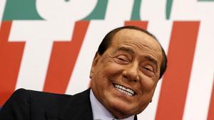La izquierda italiana sopesa sus opciones para frenar el ascenso de Berlusconi