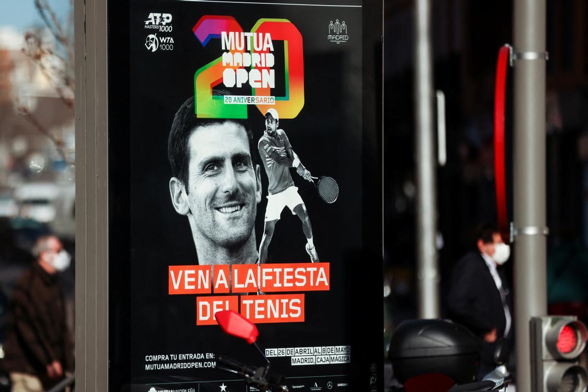 Cartel promocional del Mutua Madrid Open con la imagen de Novak Djokovic.