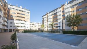 La mejor manera de disfrutar del verano en Madrid es en cualquiera de estas viviendas en venta con piscina