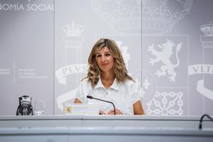 Yolanda Díaz acusa al PP de generar "dumping fiscal" con la supresión del impuesto de patrimonio en Andalucía
