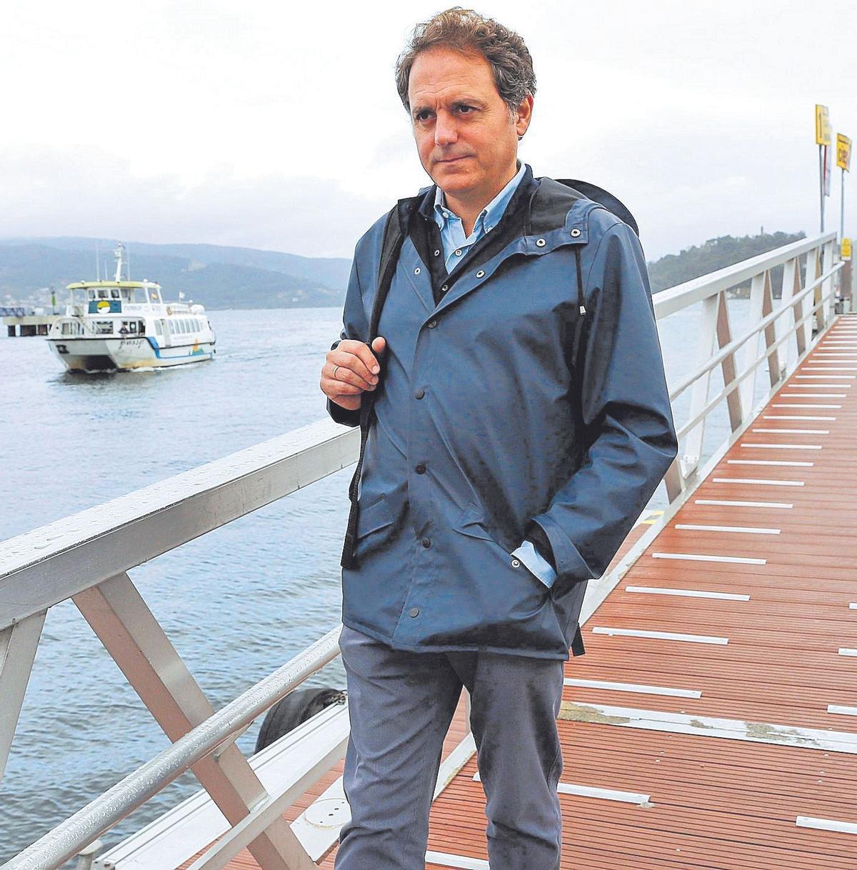 Muere Domingo Villar, el escritor que catapultó a Vigo al 'best seller'