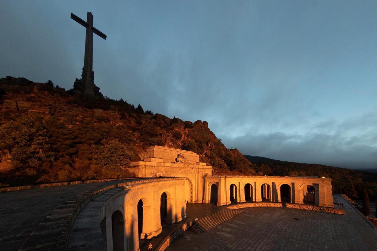 La Justicia paraliza la licencia de obras para exhumar a las víctimas del Valle de los Caídos