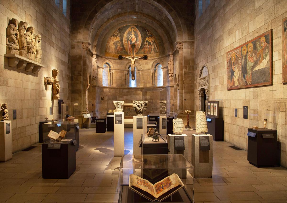 El ábside de Fuentidueña, que hoy en día está en The Cloisters, un espacio dependiente del Metropolitan Museum, en Nueva York.  