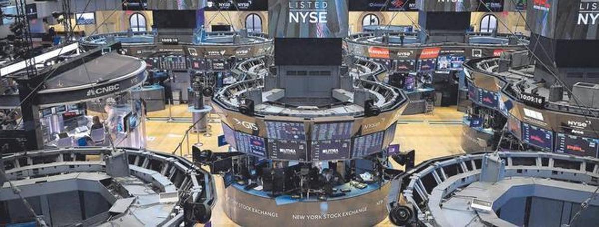 Wall Street avanza un 2% en esta semana festiva, animado por la política monetaria