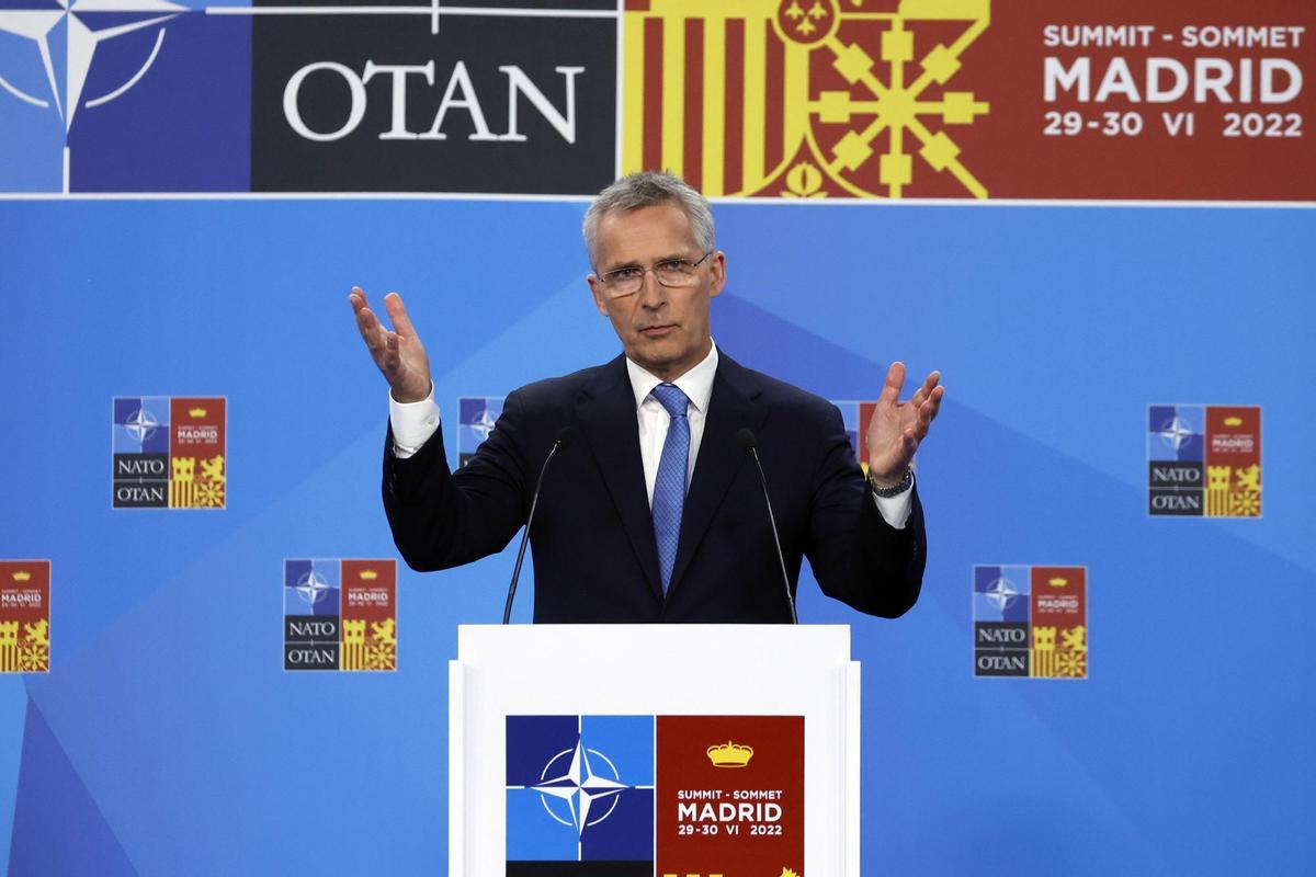 MADRID, 29/06/2022.- El secretario general de la OTAN, Jens Stoltenberg, en rueda de prensa durante la primera jornada de la cumbre de la OTAN que se celebra este miércoles en el recinto de Ifema, en Madrid. EFE/Juan Carlos Hidalgo MADRID, 29/06/2022.- El secretario general de la OTAN, Jens Stoltenberg, en rueda de prensa durante la primera jornada de la cumbre de la OTAN que se celebra este miércoles en el recinto de Ifema, en Madrid. EFE/Juan Carlos Hidalgo