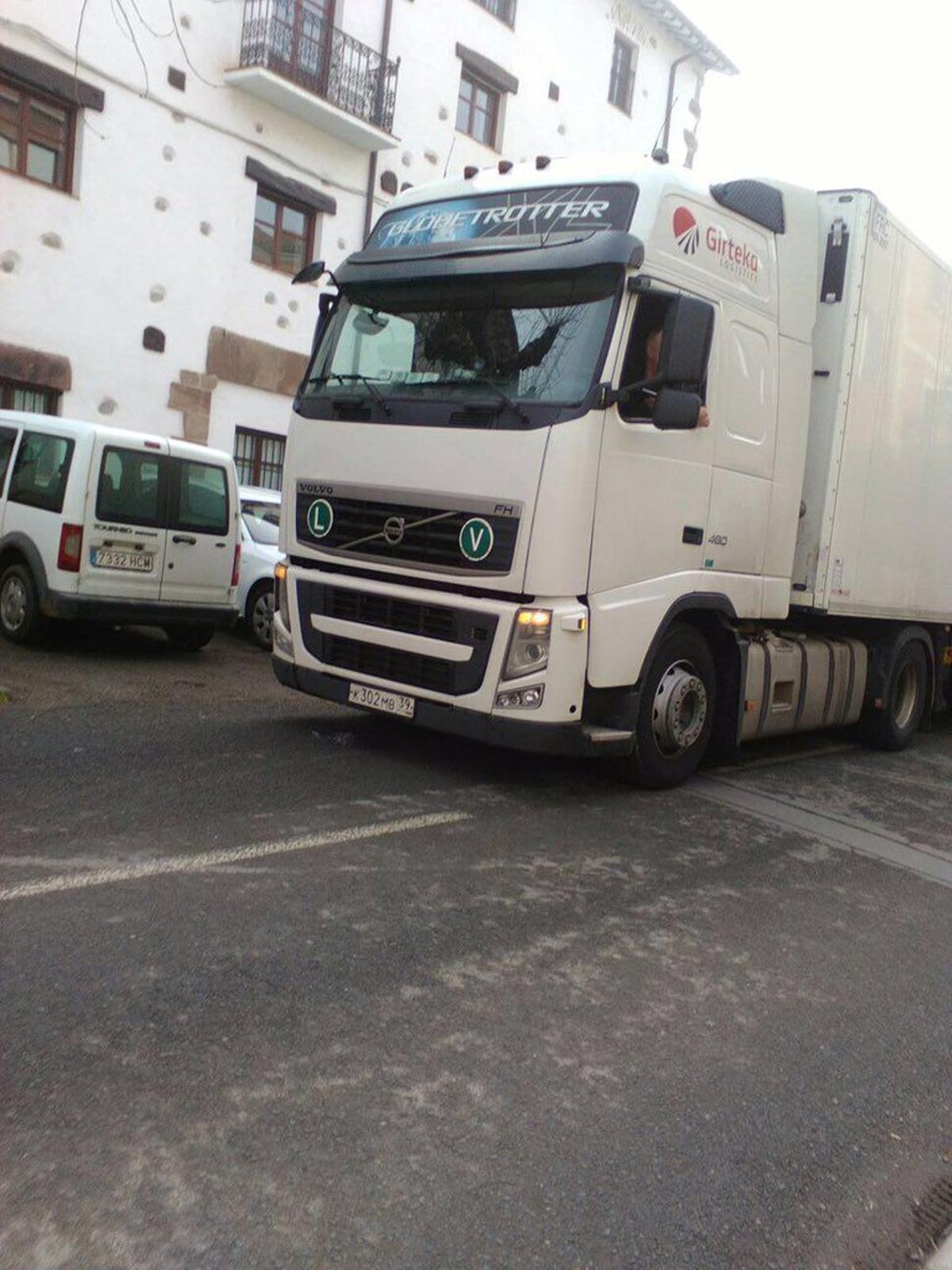 Camión de Girteka Logistics perdido en Ezcaray.