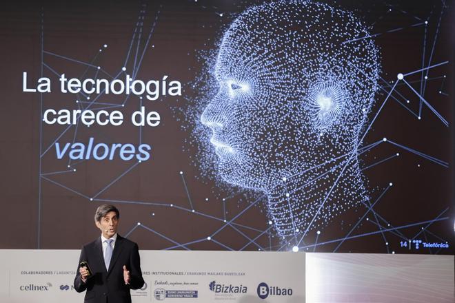 El presidente de Telefónica, José María Álvarez-Pallete, en el XXI Congreso de CEDE, en Bilbao. 