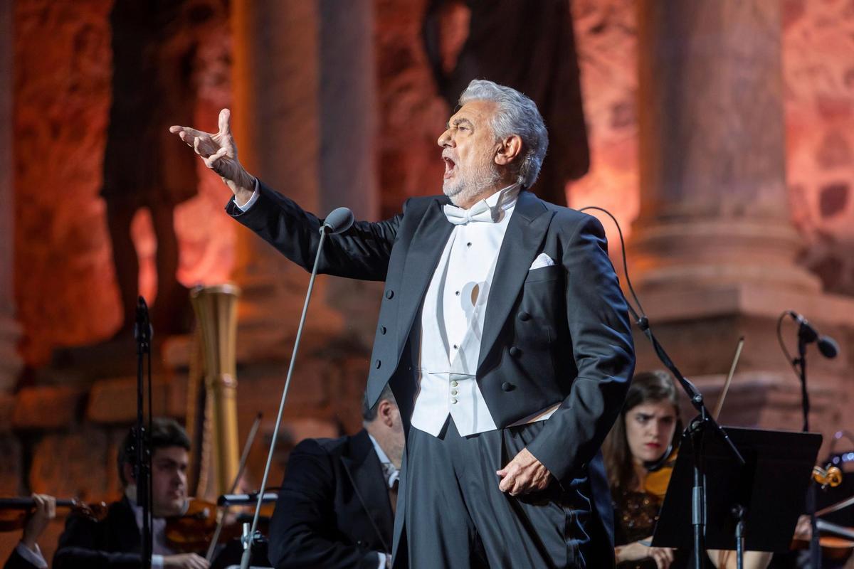 El tenor Placido Domingo durante una actuación, en una foto de archivo. EFE / Jero Morales.