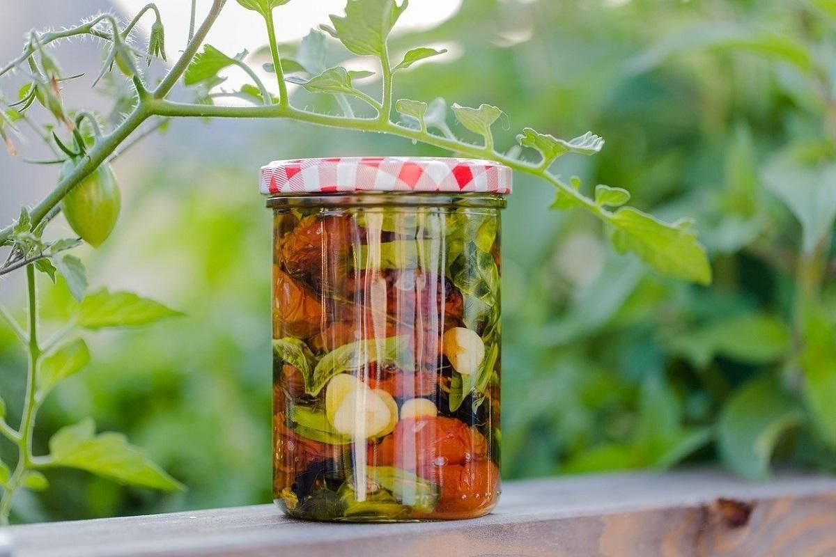 Con el inicio del calor, siga esta guía para preparar y consumir conservas con seguridad Con el inicio del calor, siga esta guía para preparar y consumir conservas con seguridad