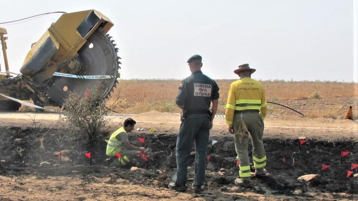 Siete instaladores de fibra óptica investigados por provocar uno de los  incendios de Zamora | El Periódico de España