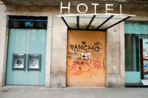 Un hotel cerrado en Barcelona durante la pandemia. 