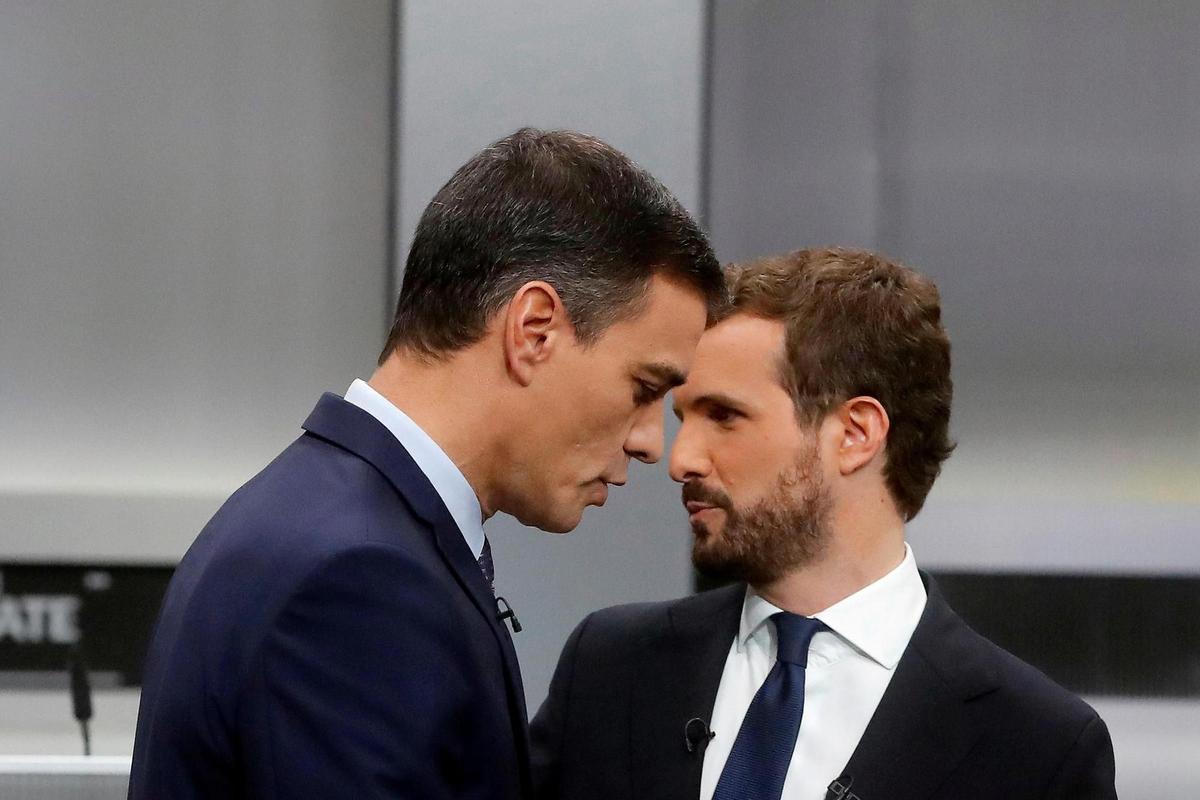 El nuevo barómetro del CIS recorta distancias entre los populares y los socialistas