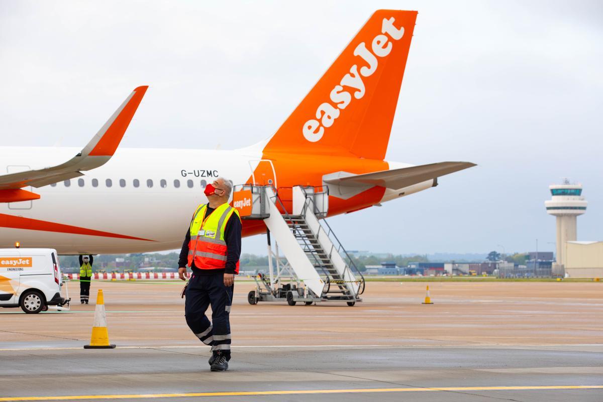 Avión de easyJet en el aeropuerto de Gatwick, en Londres, a finales de mayo.