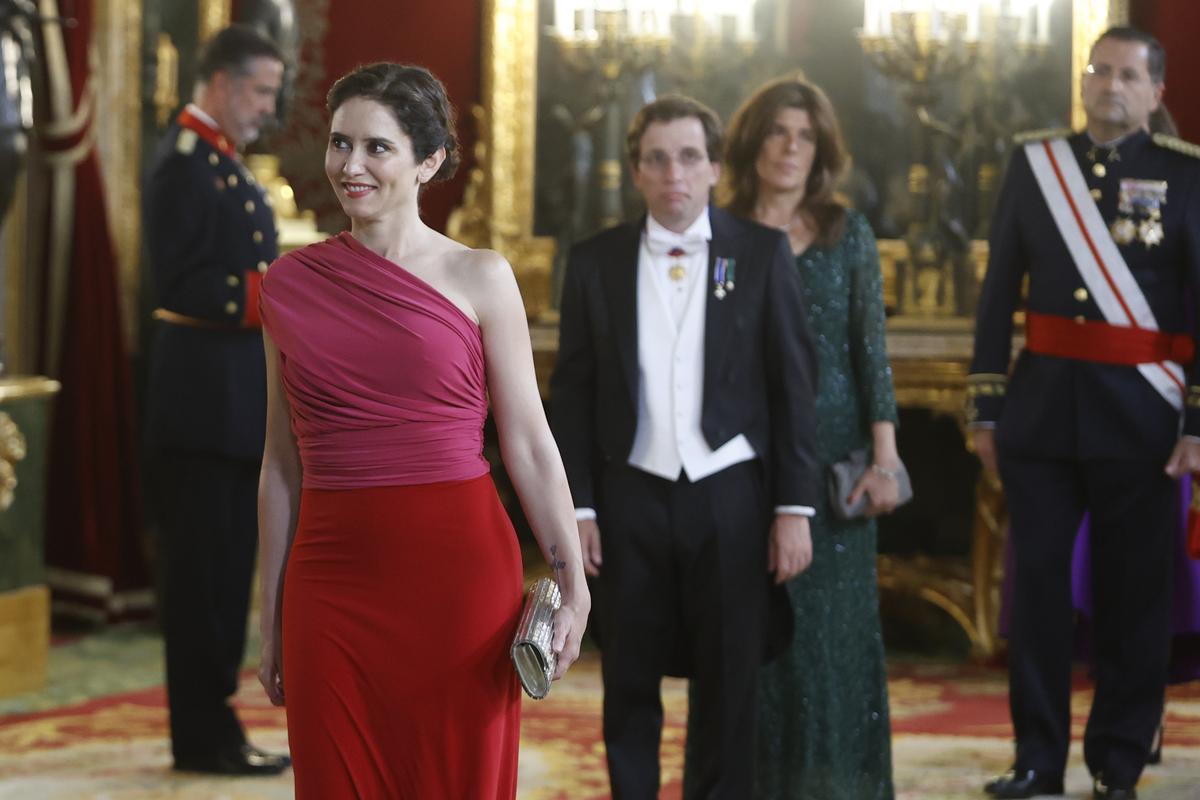 Isabel Díaz Ayuso en la cena de gala del Palacio Real.