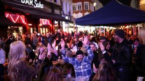 Misteriosa ola de pinchazos con jeringas en discotecas de Francia y el Reino Unido