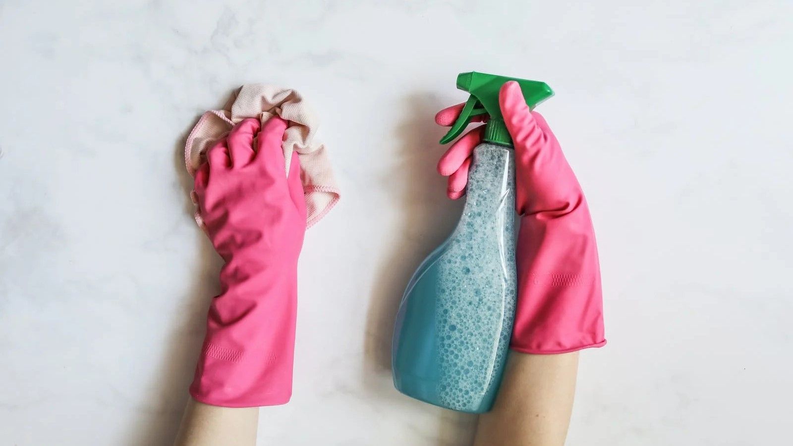 Dangerous Cleaning Products | These Are the Products You Should Avoid, According to OCU