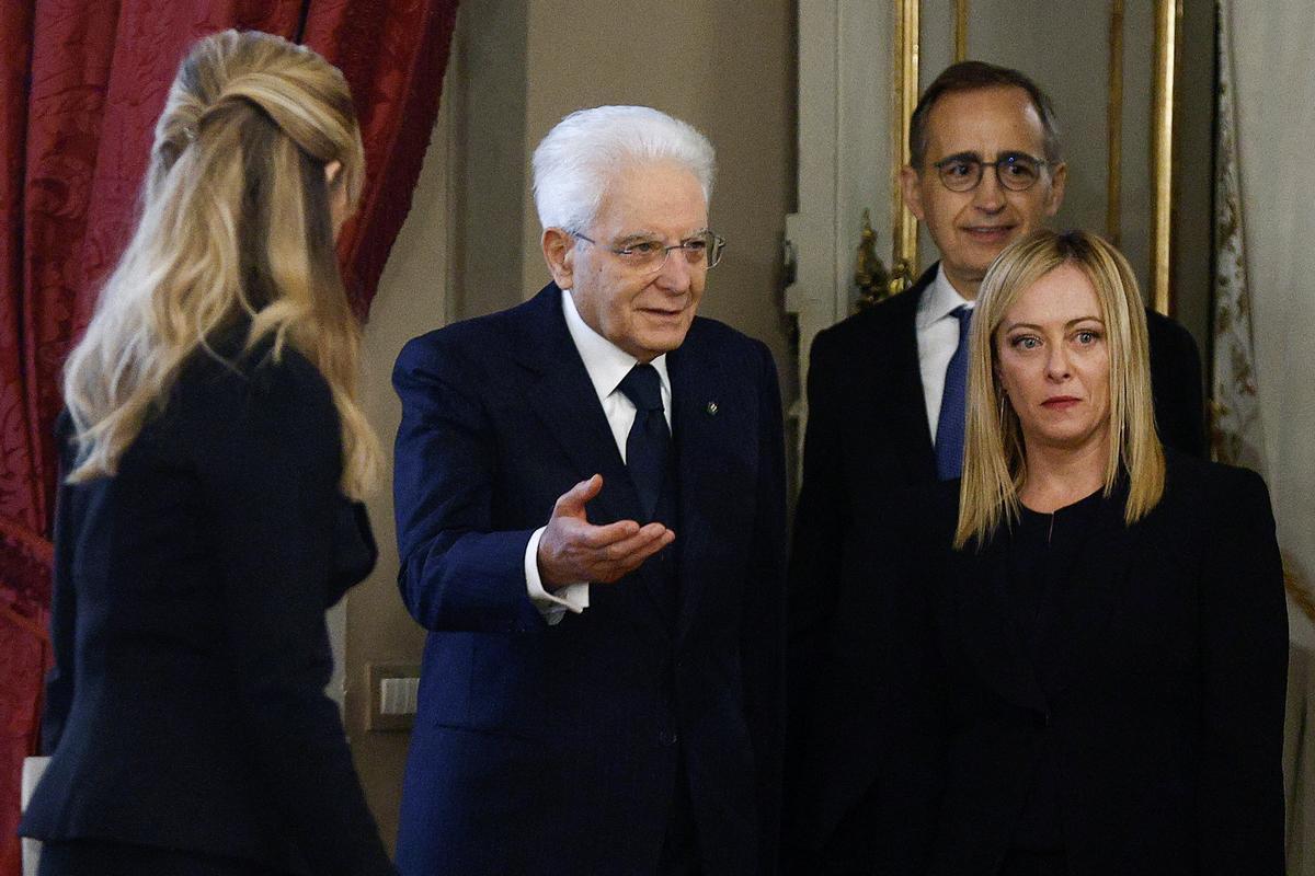 La ultraderechista Giorgia Meloni jura el cargo como nueva primera ministra de Italia