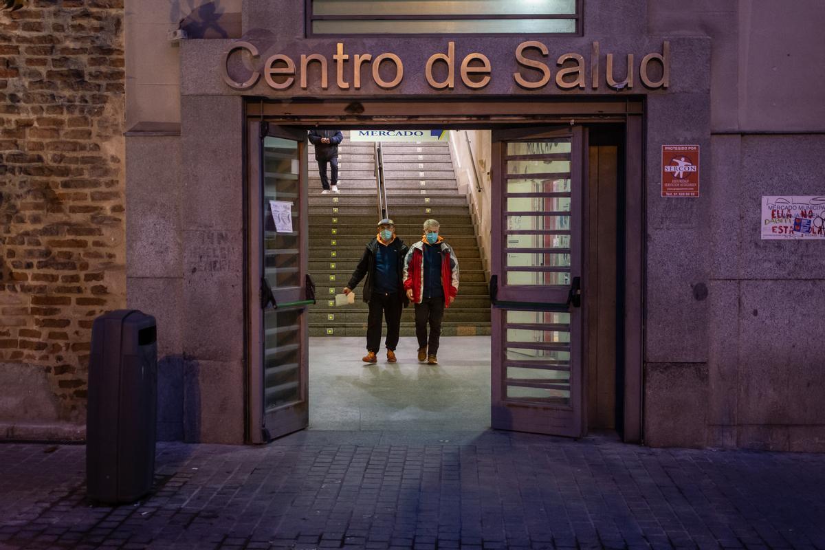Imagen de la entrada de un centro de salud, en Madrid, 