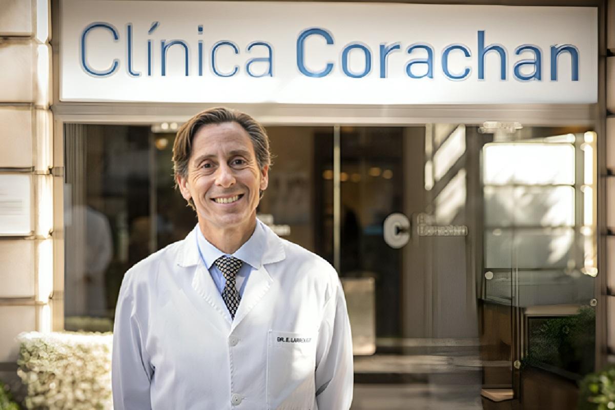 Jefe de cardiología de Clínica Corachan, el Dr. Eduardo Larrousse