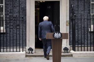 British Prime Minister Boris Johnson leaves after announcing his resignation as leader of the Conservative Party in Downing Street, London, Britain, 07 July 2022. 