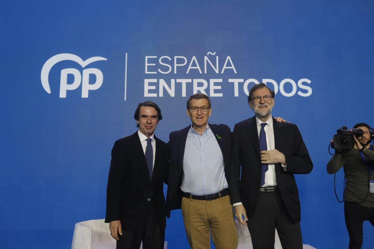 Aznar y Rajoy bendicen a Feijóo para corregir el "rumbo" de España
